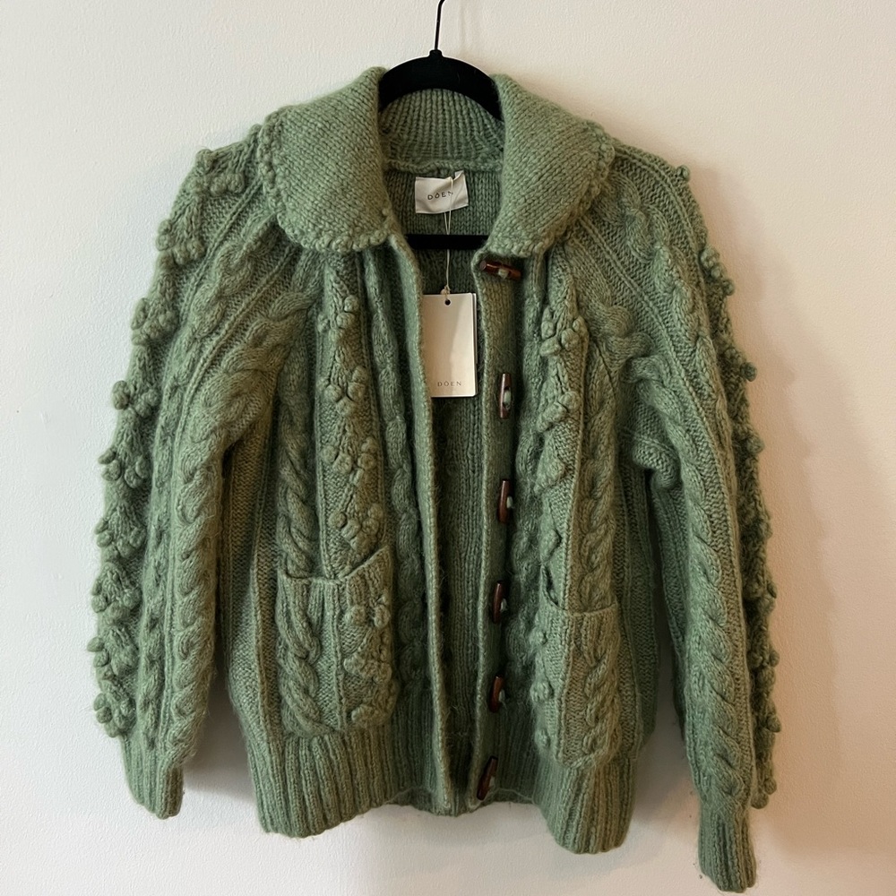 Down Rive Small NWT